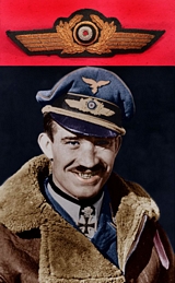 A Rare WW2 Luftwaffe General's Visor Cap Wreath and Cockade in Gold Bullion On Blue
