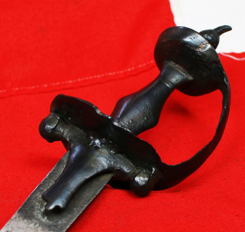 A most Historical 17th-18th Century Indian Hodson's Horse Sikh Long Khanda Sword From the Siege and Relief Of Lucknow. Battle Trophies of an Irish Captain Of the 32nd Foot, Capt. H.G.Browne From a Collection Swords From the Siege and Relief Of Lucknow.