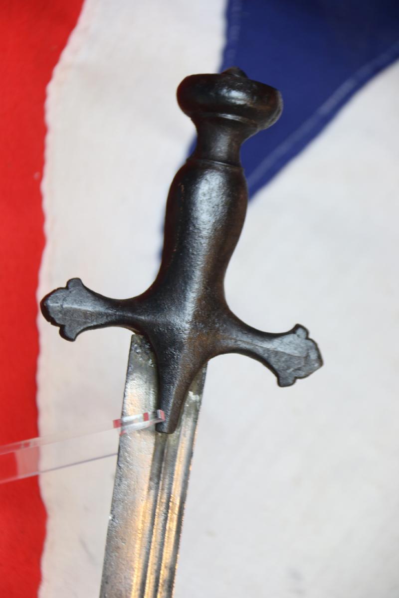 Historical 17th-18th Century Indian Tulwar Sword From the Siege and Relief Of Lucknow. Battle Trophy of Irish Captain Of the 32nd Foot, Capt. H.G.Browne From a Collection Swords From The Battles & Defence. Sword With Dozens Of Hand To Hand Combat Cuts