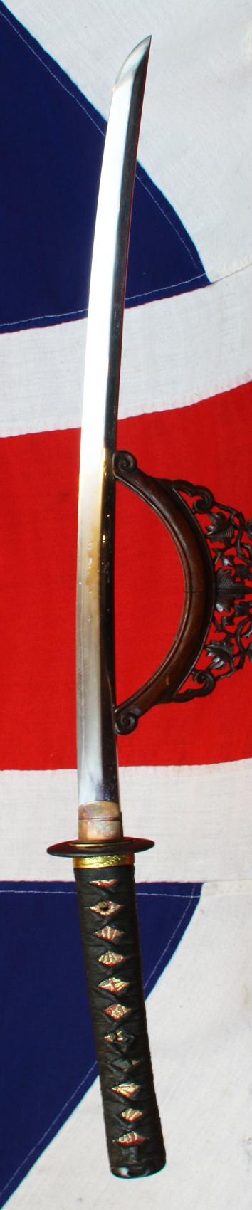 A Koto Period Signed Kiyomitsu Chisa Katana With Original Edo Period Mounts & Saya With The Toyatomi Clan & Imperial Kiri Kamon