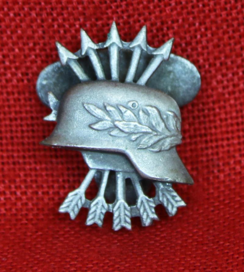 A Most Rare, Original, 1941 Third Reich Spanish Falangist Volunteer 'Blue Division' {Blaue Division} Badge of The División Azul. the Spanish Volunteers That Fought with Germany on The Eastern Front In Russia Against Stalin
