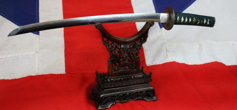 Beautiful Koto Wakazashi, 16th Century, Soten School Fuchgashira, Goto Shishi Lion Dog Kozuka, Silver Urushi Aoi Leaf Lacquer Decor Saya, Hira-zogan Tetsu Shinto Tsuba Inlaid With Kinko Weeping Willow