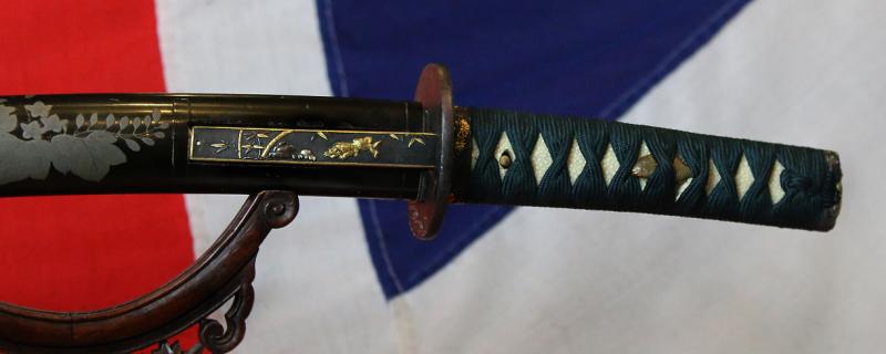 Beautiful Koto Wakazashi, 16th Century, Soten School Fuchgashira, Goto Shishi Lion Dog Kozuka, Silver Urushi Aoi Leaf Lacquer Decor Saya, Hira-zogan Tetsu Shinto Tsuba Inlaid With Kinko Weeping Willow