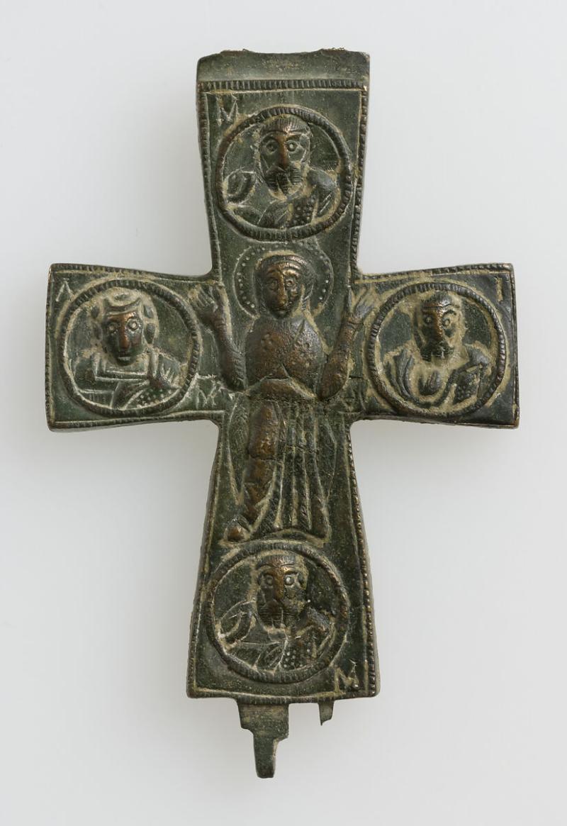 Early Crusades Reliquary, Pectoral, Encolpion Cross. Containing A Shard of The True Cross. Hinged, Neck Cross Of the Ancient Holy Land. Likely Presented to a Warrior Knight Before His Departure for the Crusade, by an Archbishop or The Pope. 1000 Years Old