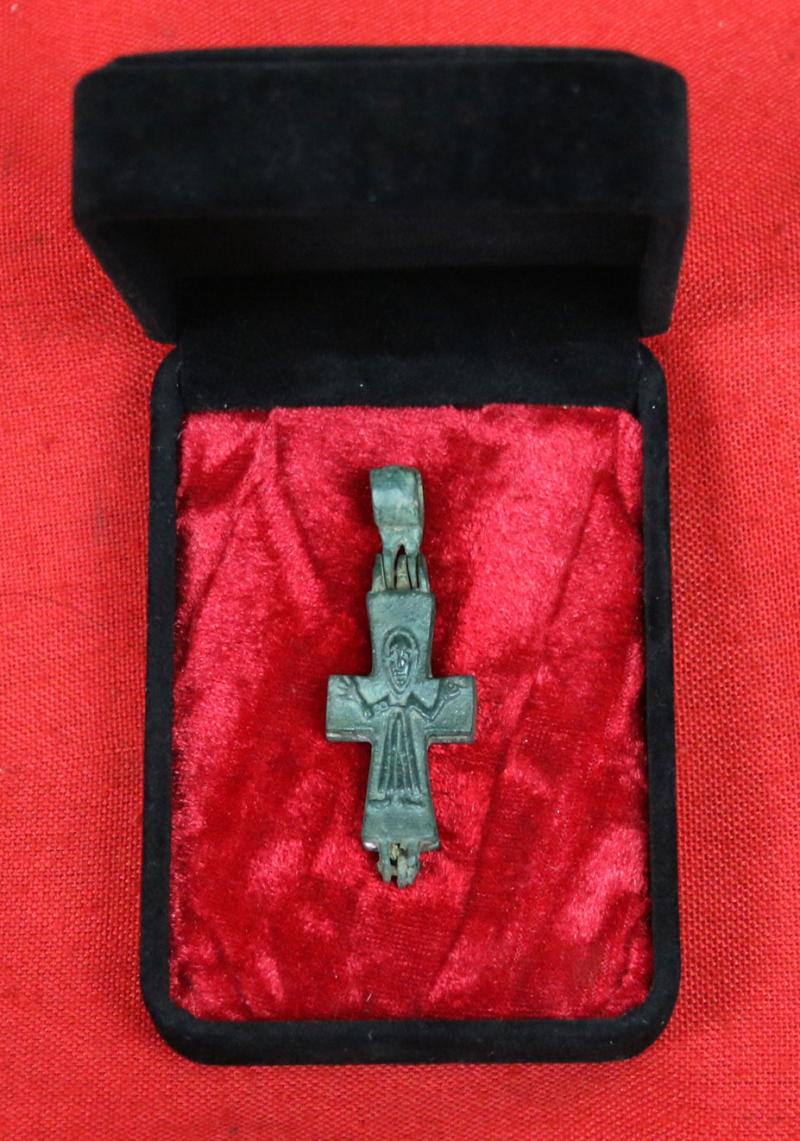 A 1000 Year Old Survivor From Antiquity. Early Crusades Reliquary, Pectoral, Encolpion Cross. Containing A Shard of The True Cross. Hinged Cross Of the Ancient Holy Land. Likely Presented to a Warrior Knight Before for the Crusade, by a Bishop