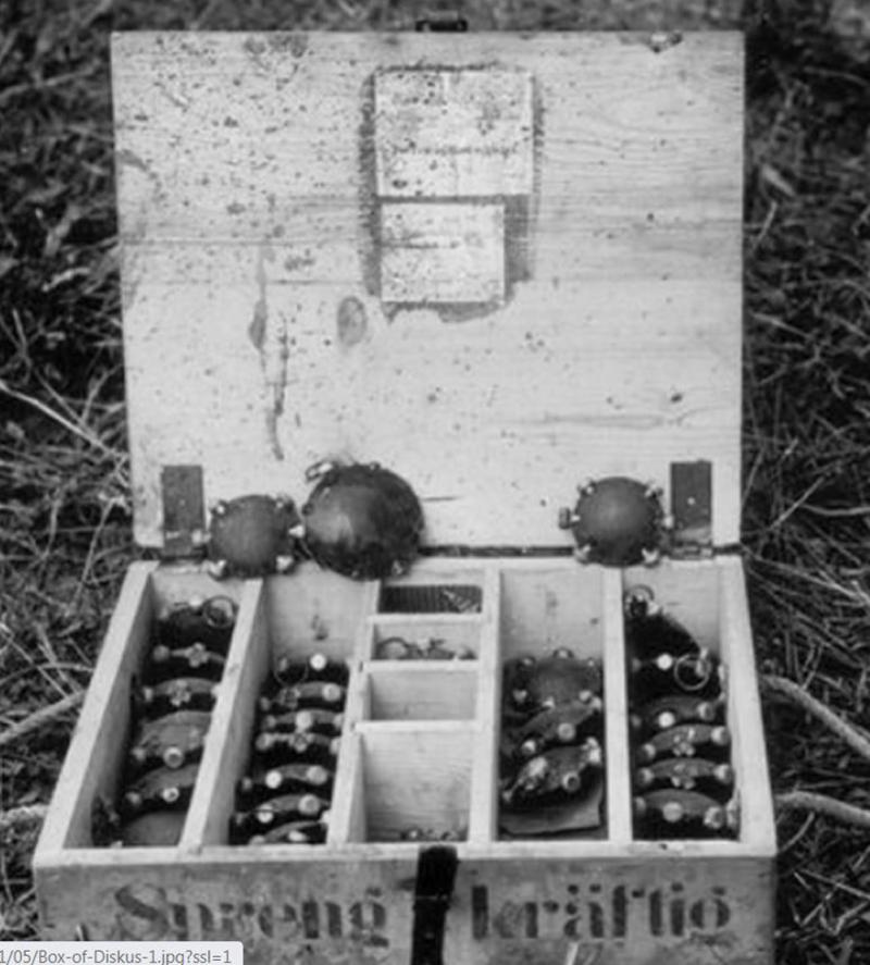 An Incredible & Rare To Find In This Condition Souvenir From The Trench Warfare of the Great War. A Very Good German WW1 1915 Discus Grenade, Discushandgranate An Improved 1913 Type