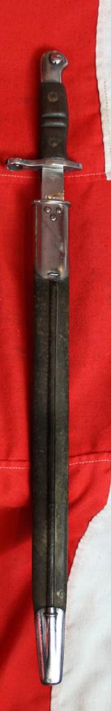 Rare WWI Winchester 1913, 1917 Dated Sword Bayonet With Dark Green Leather Scabbard, Made For The Remington WW1 Rifle, Used In WW2 By The British Home Guard